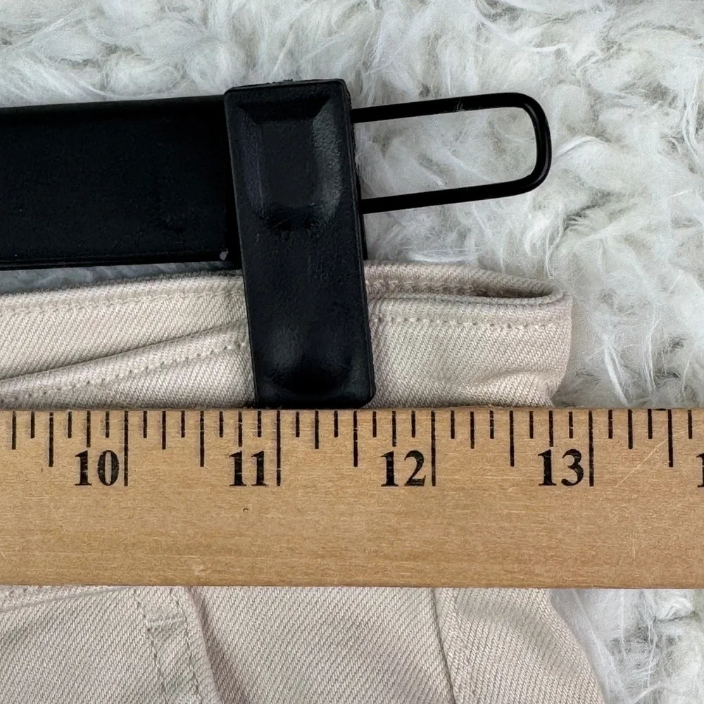 Everlane The‎ Straight Leg Crop Short Beige Womens Size 0 Classic Minimalist